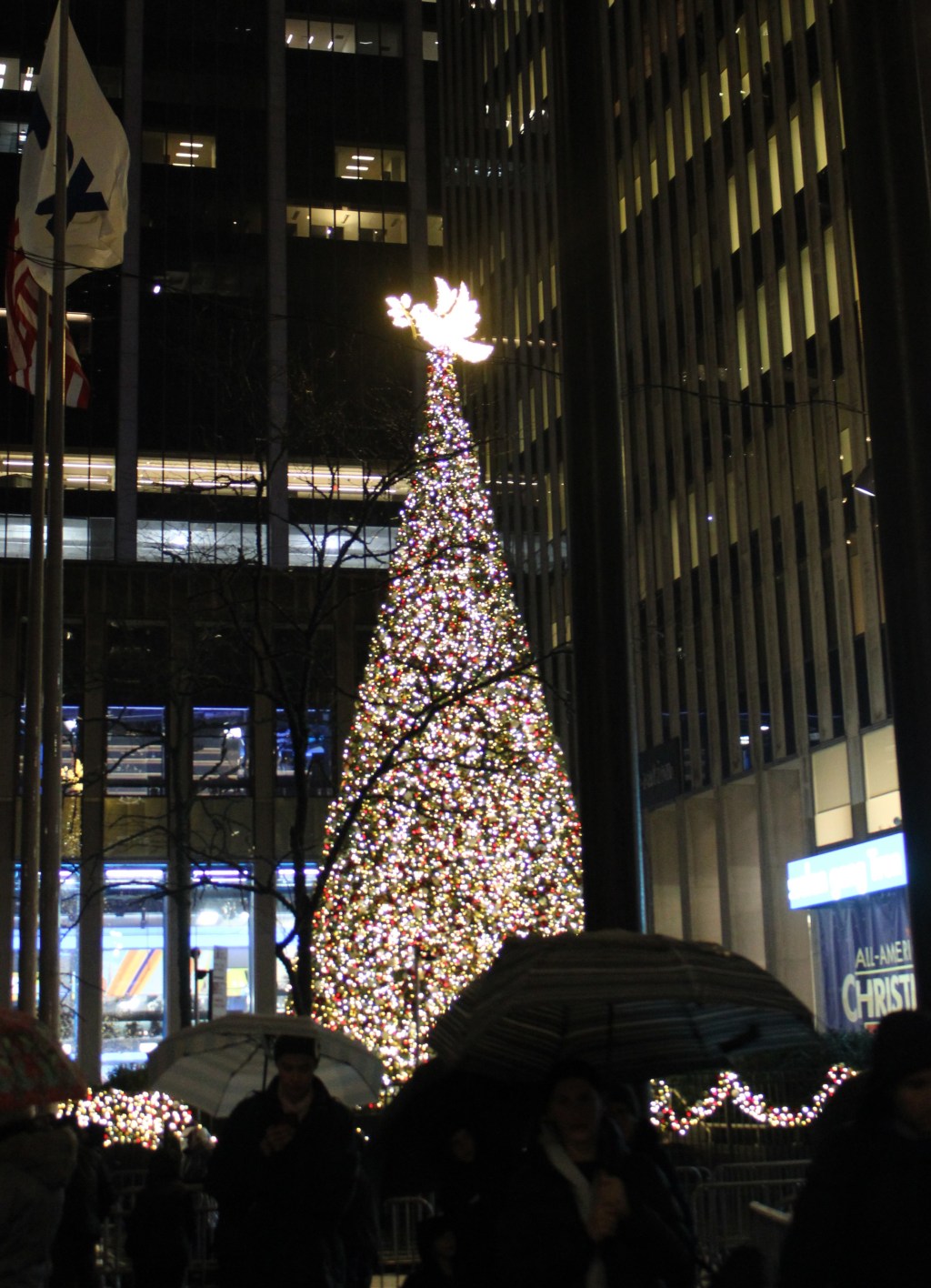 25 Days of Christmas Trees: Day 6–Peace&nbsp;Dove