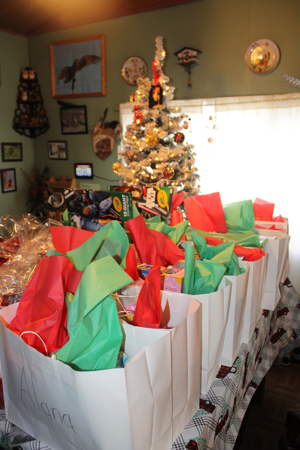 25 Days of Christmas Trees: Day&nbsp;25–Home